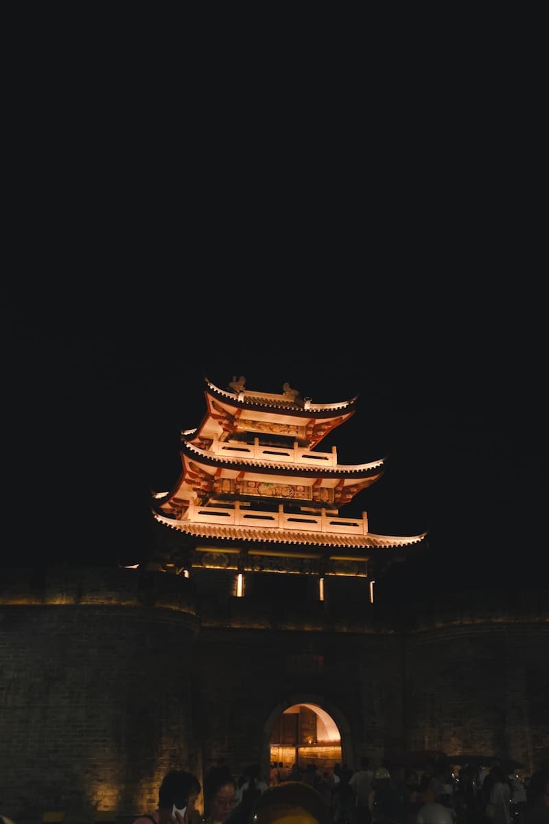 Tang Paradise Night Garden